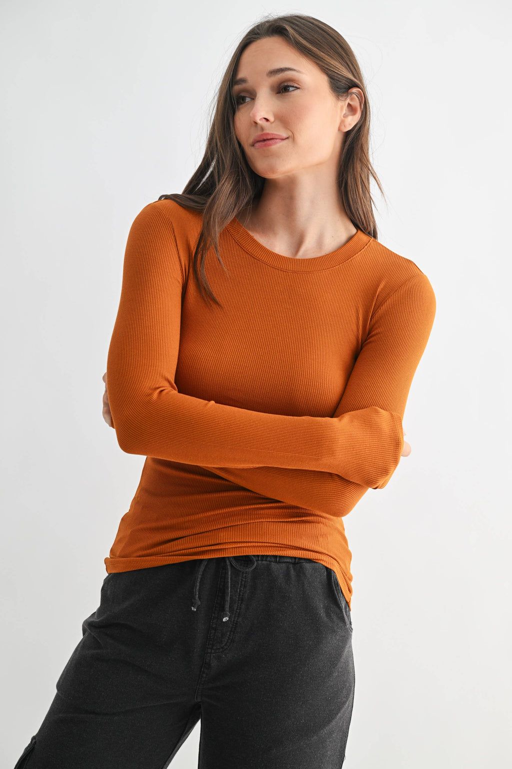 Essential Long-Sleeved Micro-Ribbed Athleisure Top Mono-B