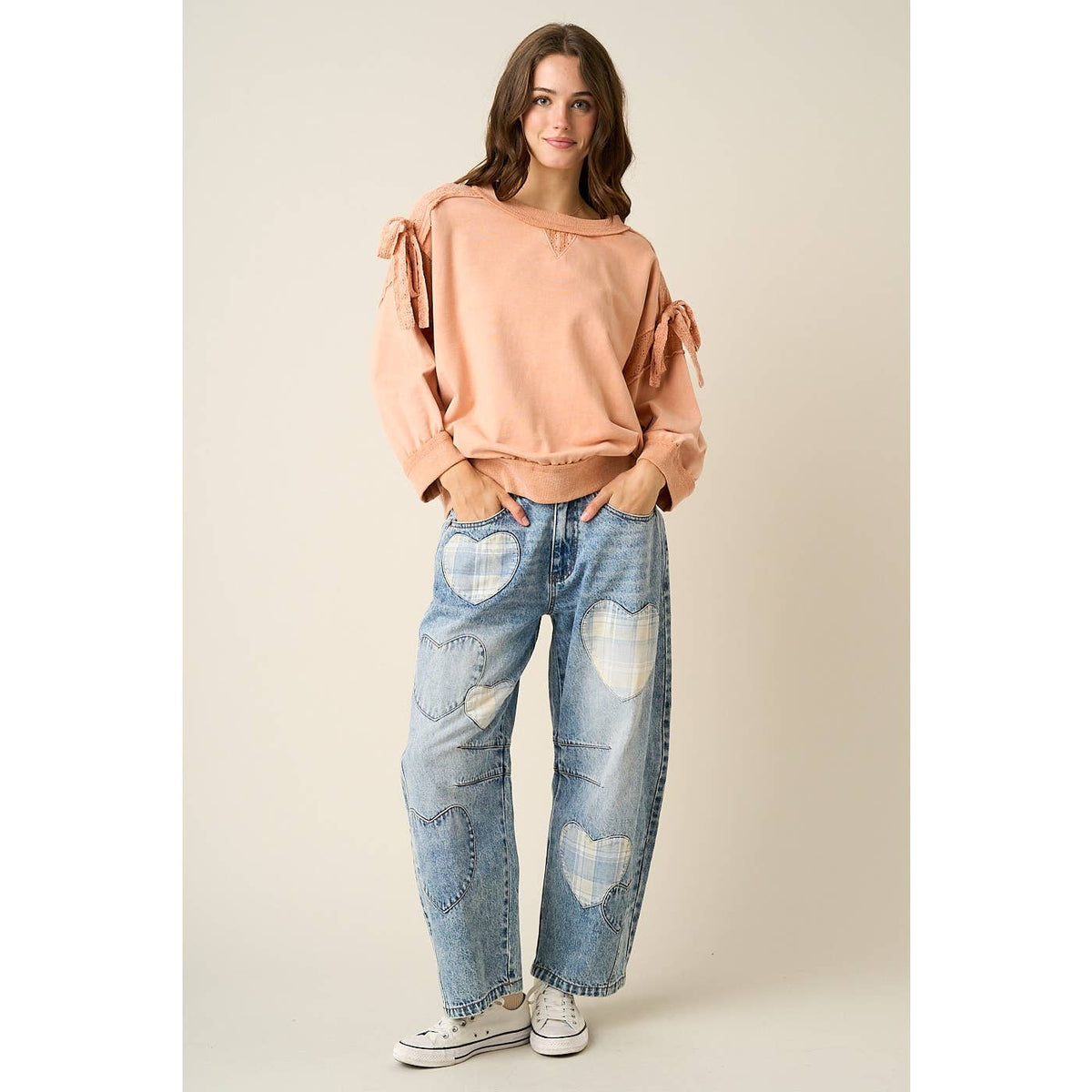 PLAID HEART PATCH BARREL LEG JEANS