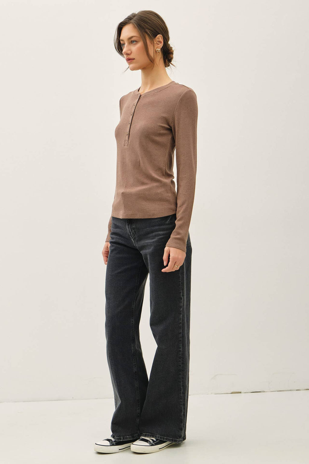 MODAL CLASSIC RIBBED LONGSLEEVE HENLEY BASIC TOP