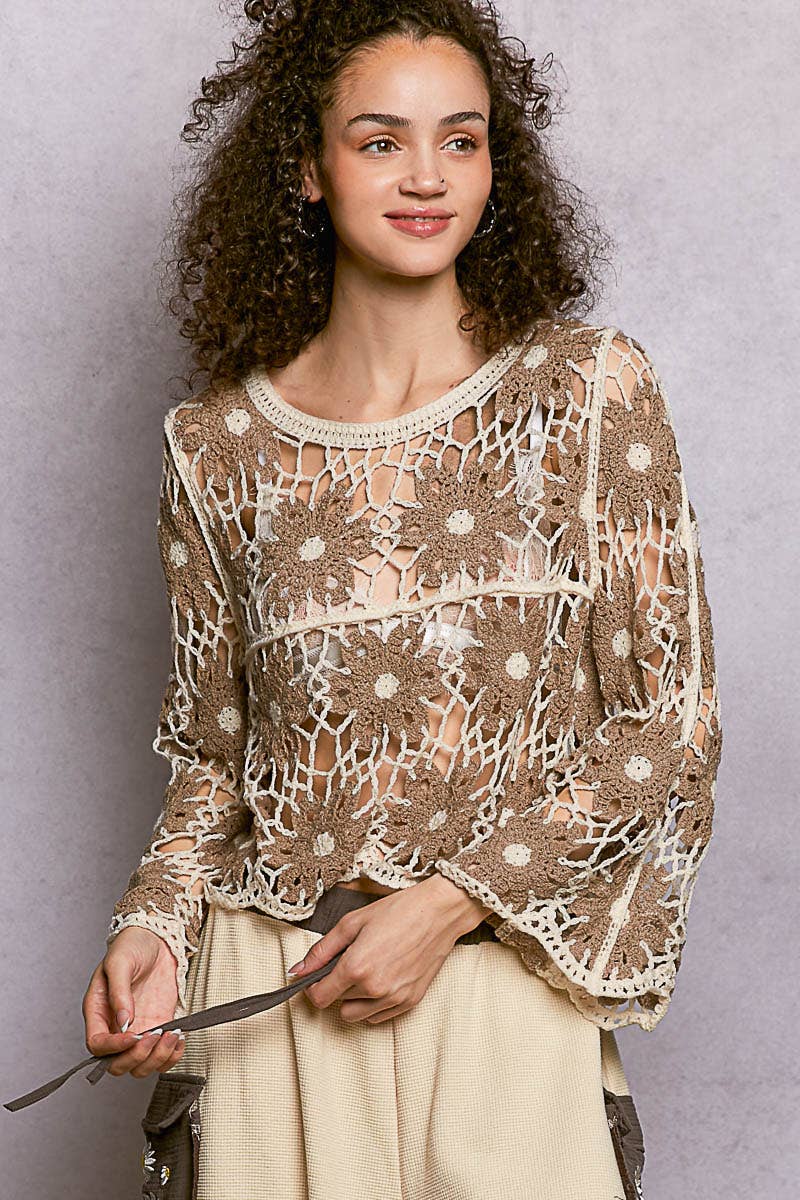 Pol Clothing - Round Neck Floral Weave Knit Long Sleeve Crochet Top