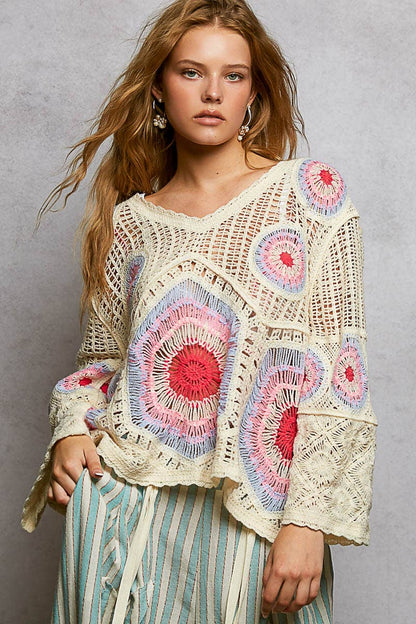 Pol Clothing - V-Neck Granny Circle Motif Scalloped Edge Crochet Top