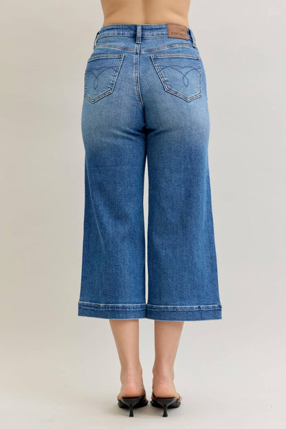 Judy Blue Jeans - MR Wide Crop Vintage Pkts & Wide Hem