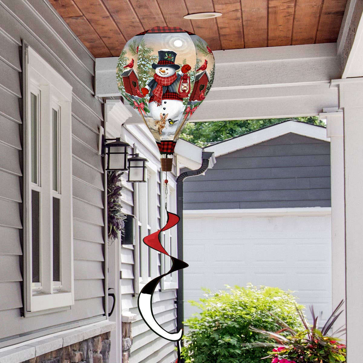 Briarwood Lane - Snowman and Friends Hot Air Balloon Spinner