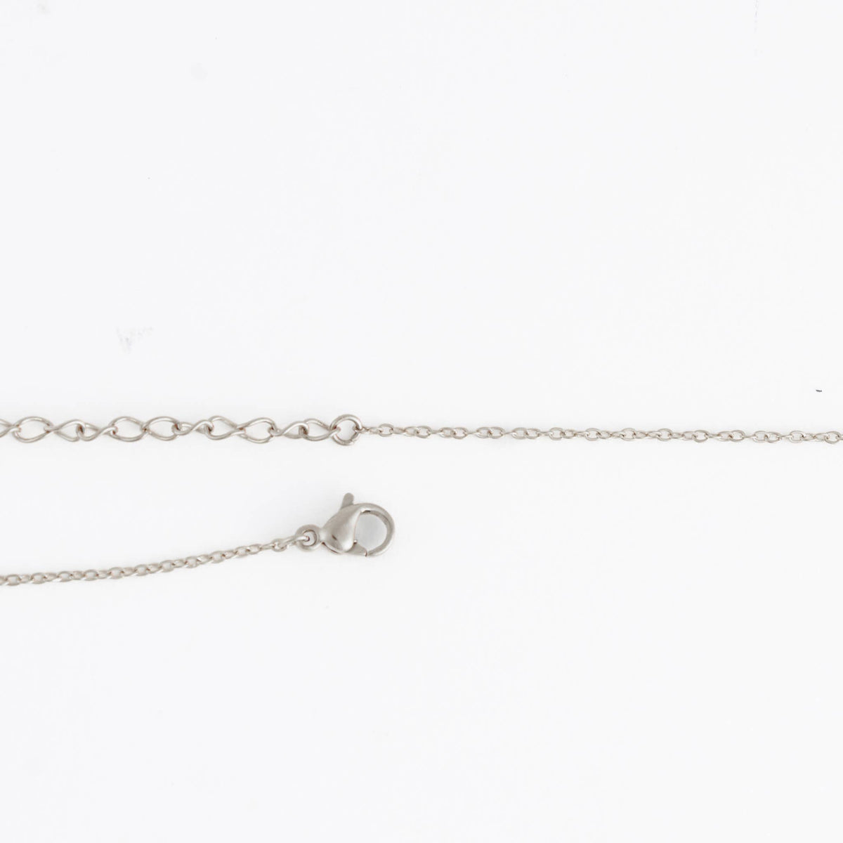 Howard's - Waterproof Necklace 18" Pearl & Bead Station Narelle