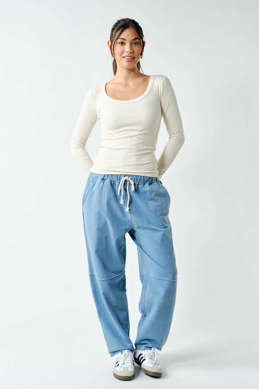 Scoop Neck Micro-Ribbed Long Sleeve Top Mono B