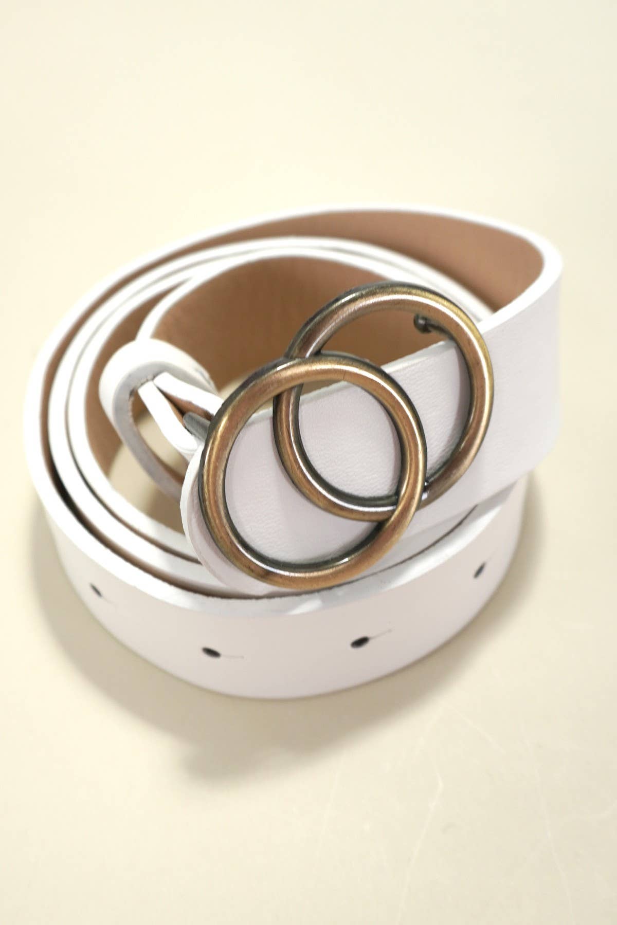 DOUBLE O BUCKLE FAUX LEATHER BELT |