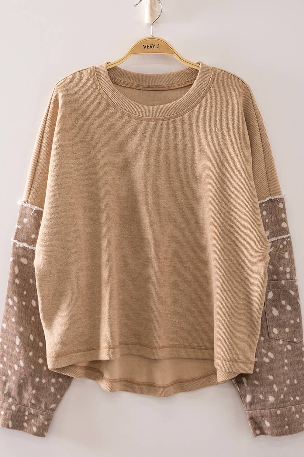 Carmen Contrast Print Sleeve Thermal Top