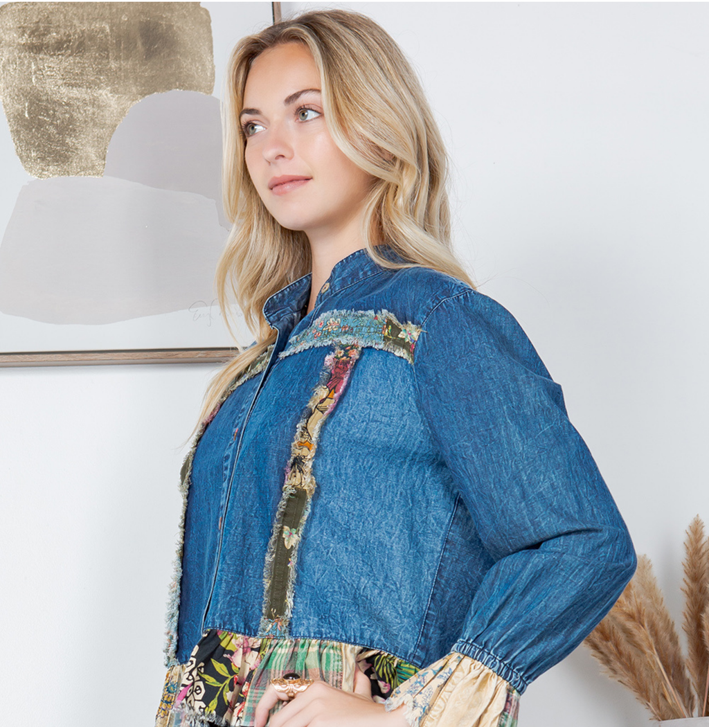 Western Boho Chic: Patch Pocket Cropped Denim Jacket
