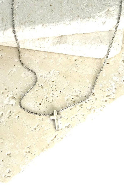 CLASSIC MINI CROSS NECKLACE |