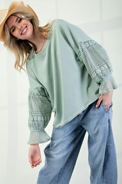 Emmie BUBBLE LACED SLEEVES MINERAL WASHED TOP