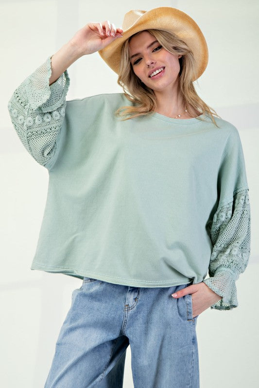 Emmie BUBBLE LACED SLEEVES MINERAL WASHED TOP