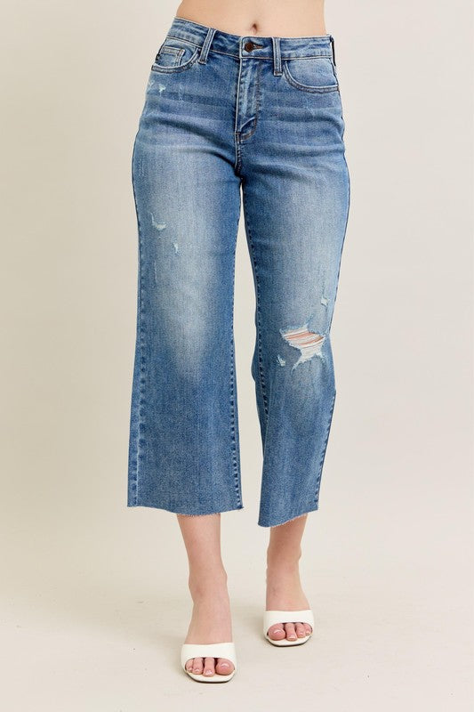 Judy Blue HW Back Pkt Embroidery & Raw Cut Hem Crop