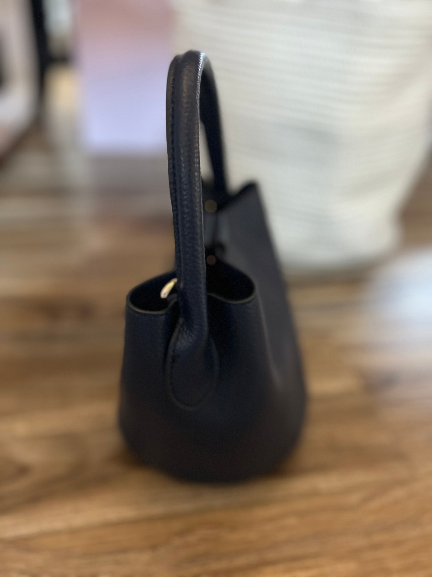 Jen & Co Pleather Bucket Bag