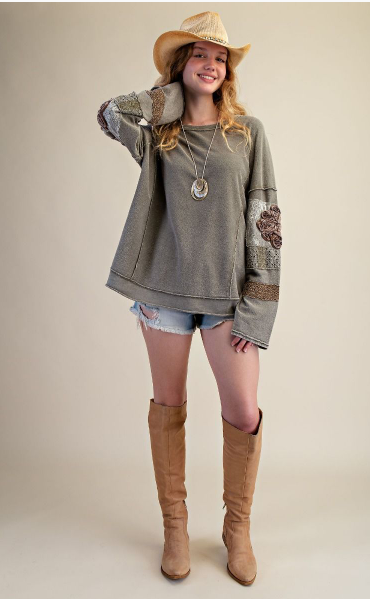 APRIL INSIDE OUT WASHED TERRY PULLOVER