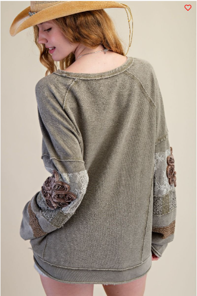 APRIL INSIDE OUT WASHED TERRY PULLOVER