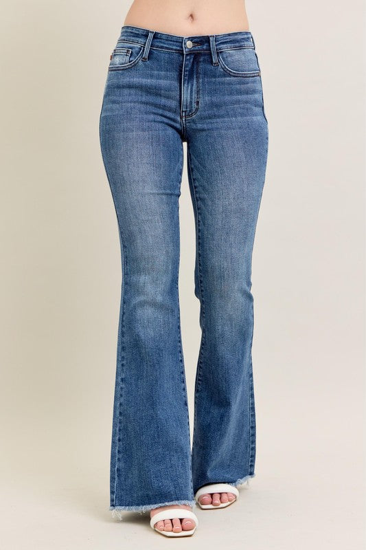 Judy Blue Vintage Wash Flare W/ Destroy And Fray Hem
