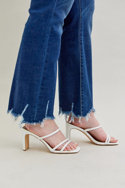 Judy Blue Mid-Rise Non-Distressed Hem Bootcut