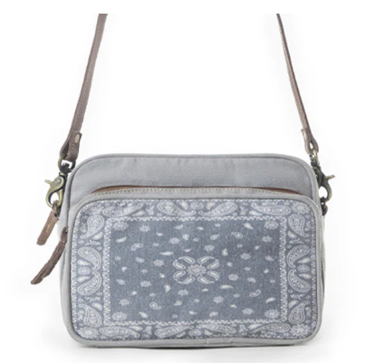 Myra Paisley Plains Pouch in Smoky Ash - Smoky Ash