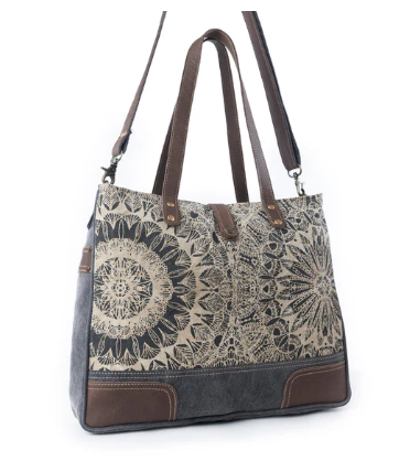 Myra Willow Mesa Messenger in Radial Sand - Radial Sand