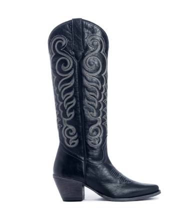Nalejandra Boots in Ebony - Black