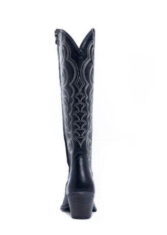 Nalejandra Boots in Ebony - Black