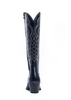 Nalejandra Boots in Ebony - Black