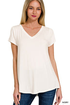 RAYON SHORT SLEEVE V-NECK ROUND HEM TOP