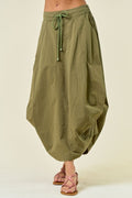 Side Tuck Detail Midi Skirt