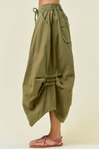 Side Tuck Detail Midi Skirt