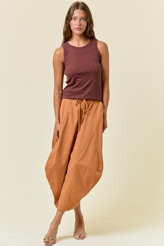 Side Tuck Detail Midi Skirt