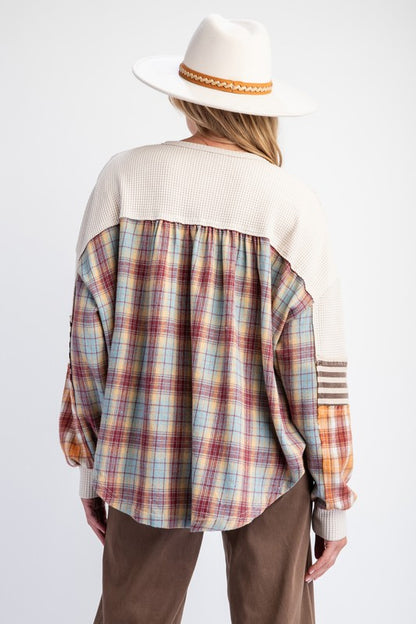 WASHED PLAID MIX THERMAL KNIT HENLEY TOP