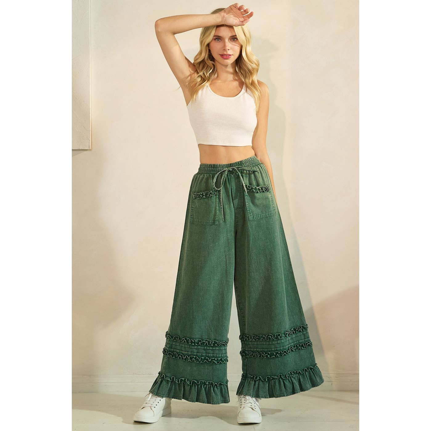 RUFFLE TRIM POCKET MINERAL WASH WIDE LEG PANTS