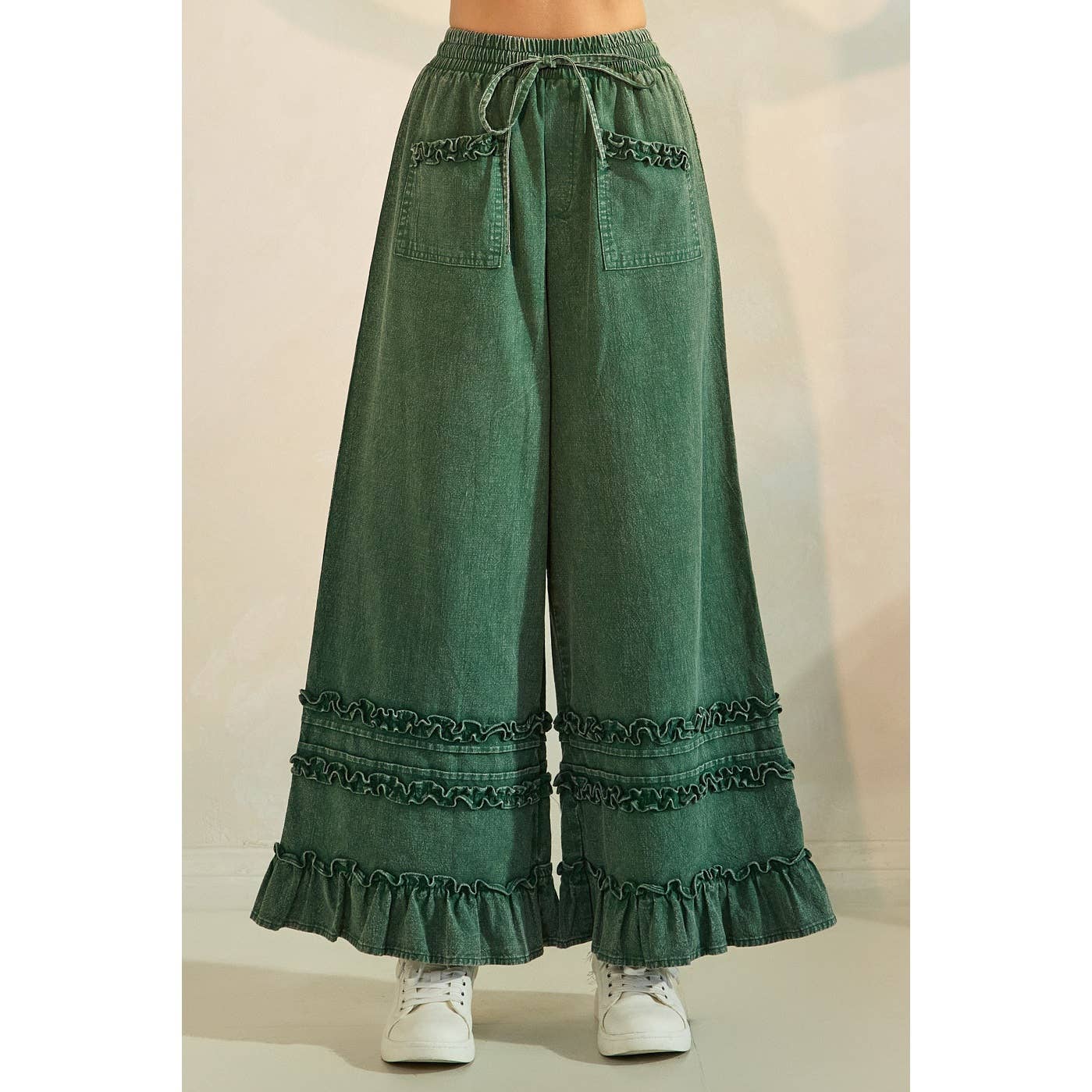 RUFFLE TRIM POCKET MINERAL WASH WIDE LEG PANTS