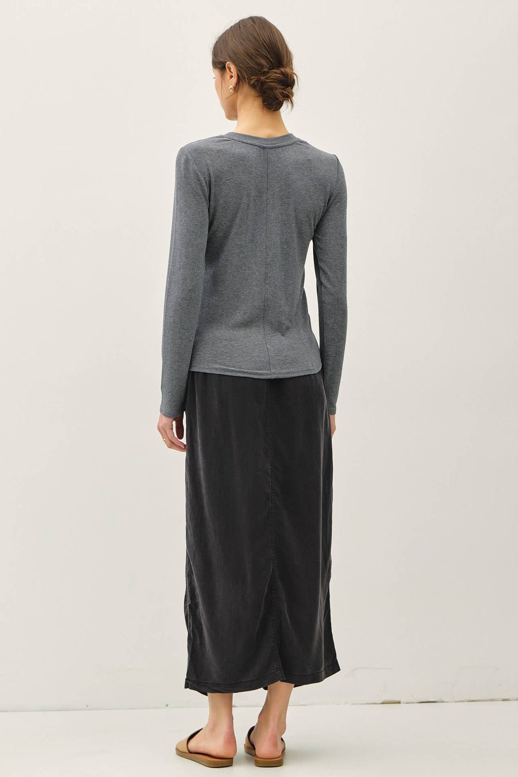MODAL CLASSIC RIBBED LONGSLEEVE HENLEY BASIC TOP