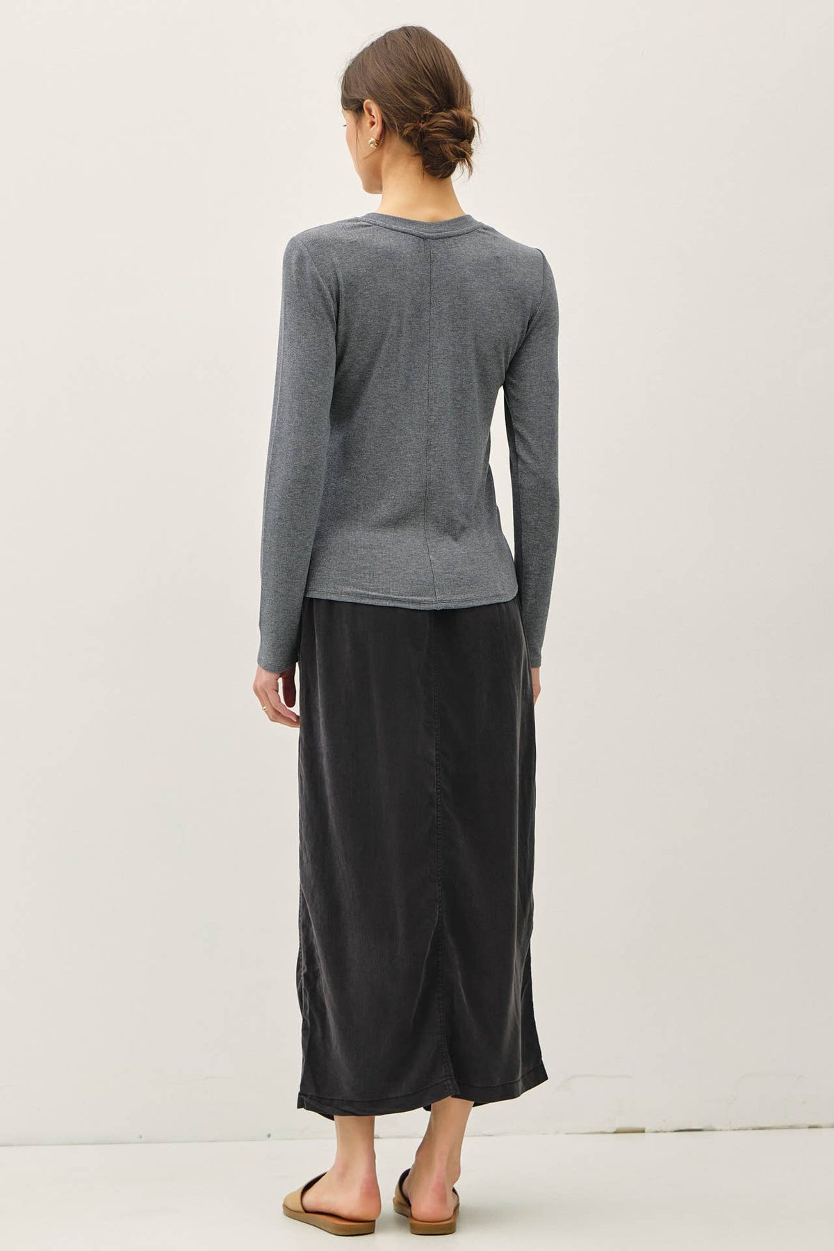 MODAL CLASSIC RIBBED LONGSLEEVE HENLEY BASIC TOP