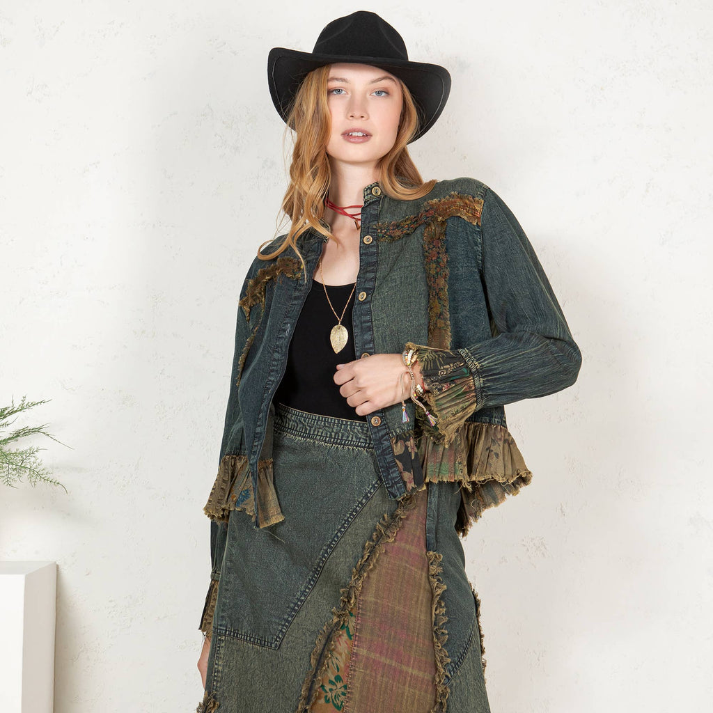 Western Boho Chic: Patch Pocket Cropped Denim Jacket