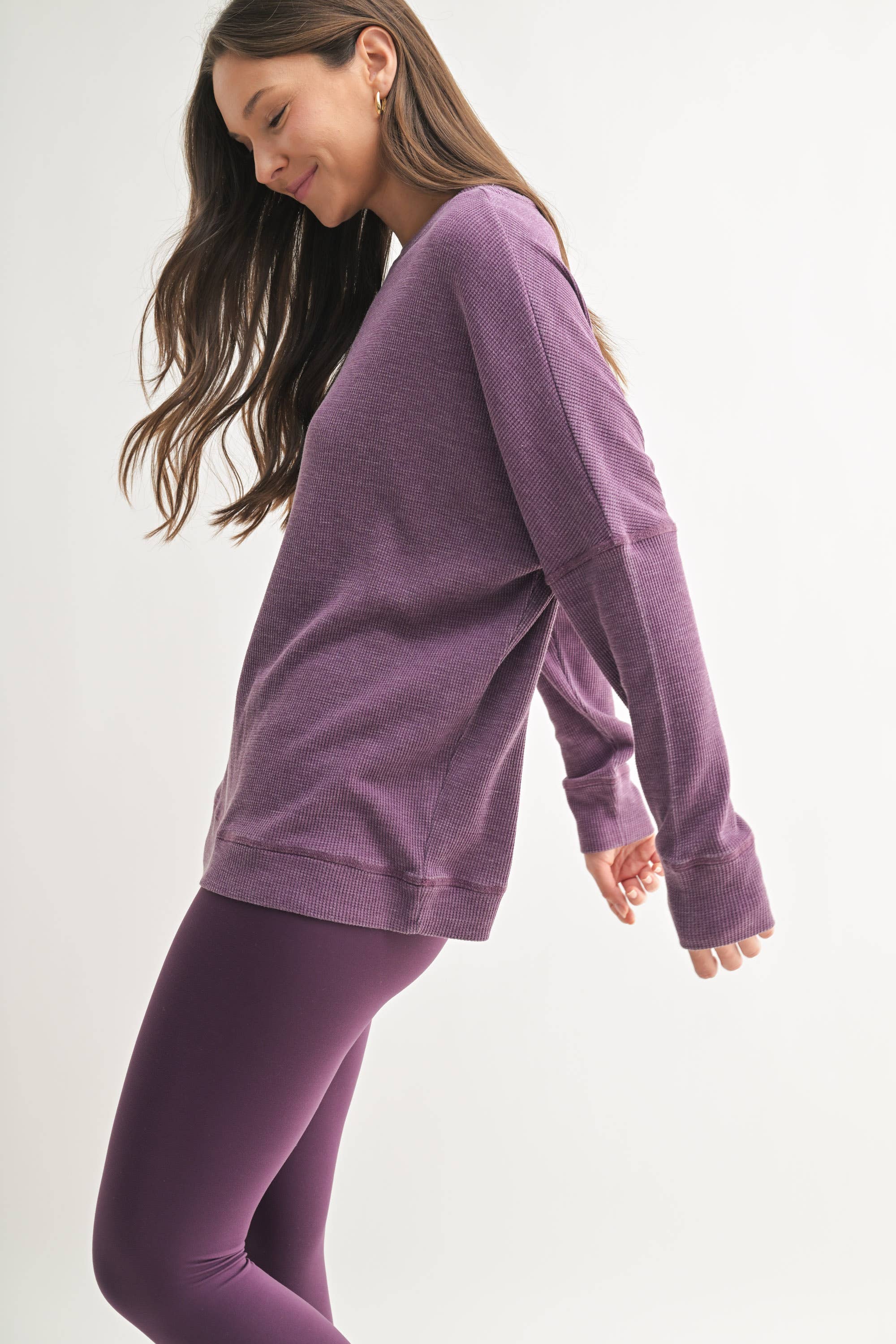 Waffle Ribbed Round Neck Pullover Mono B