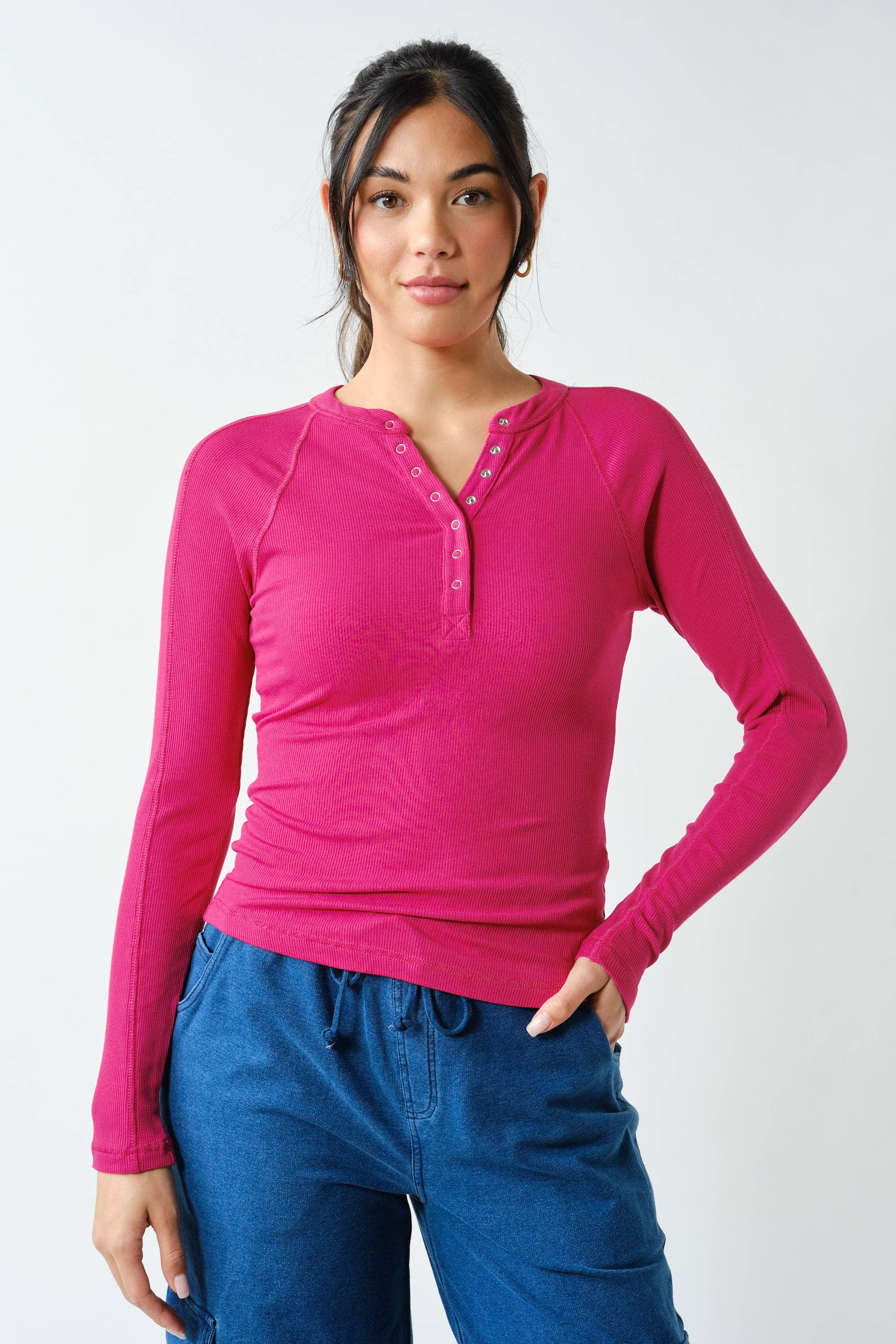 Essential Long-Sleeved Micro-Ribbed Henley Top-Mono B
