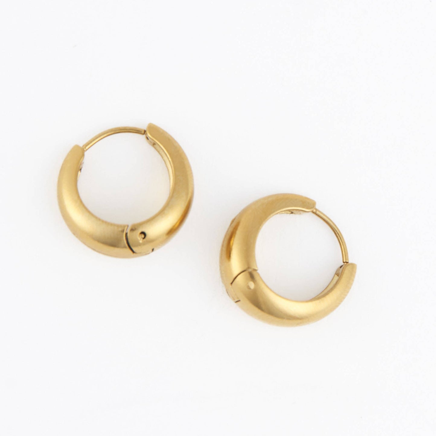 Howard's - Waterproof Earrings Graduated Hoop in Gold & Steel Narelle