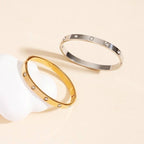 JOSSLYN by wall to wall - 18K NON-TARNISH WATERPROOF STAINLESS STEEL BANGLE | 40B5153