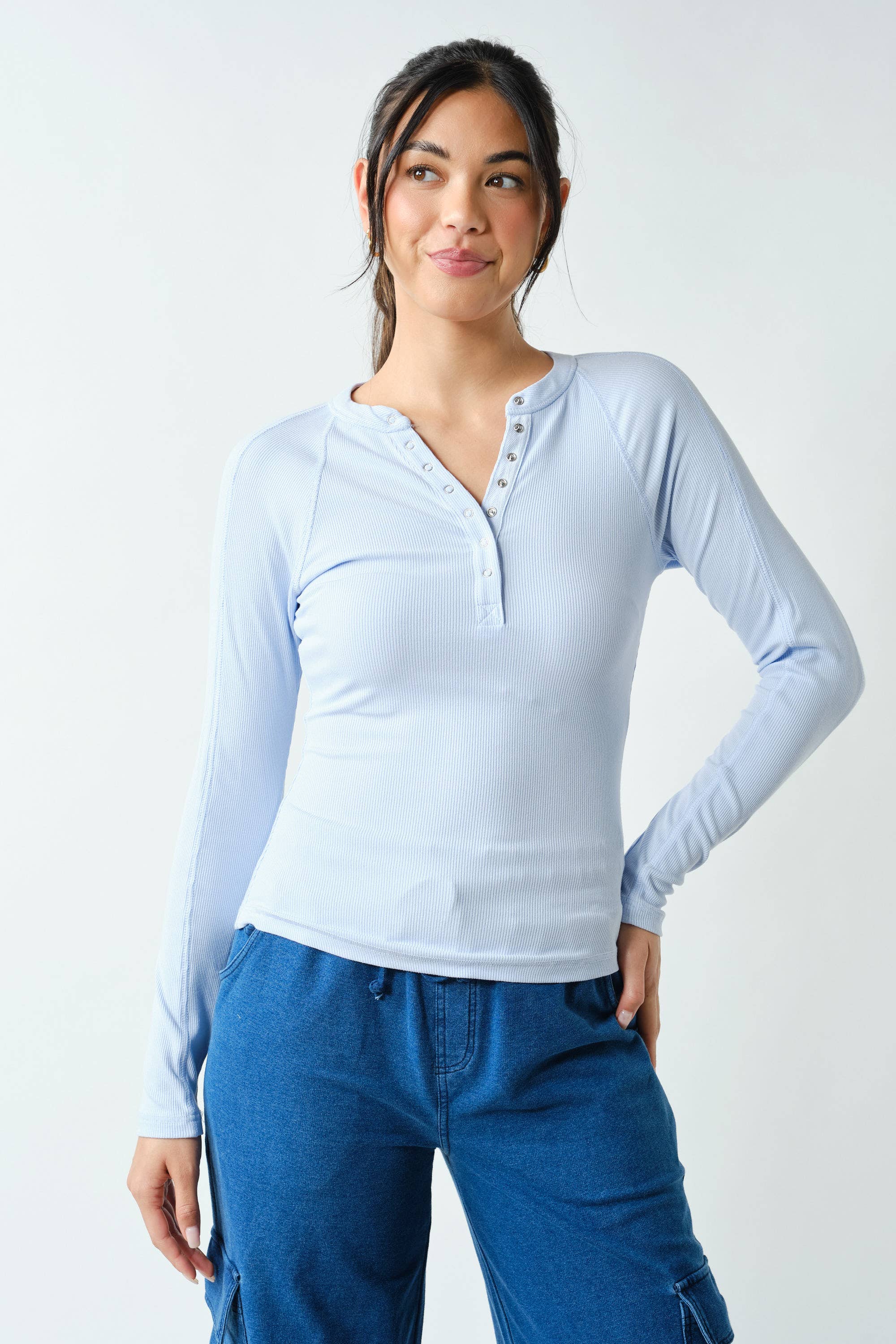 Essential Long-Sleeved Micro-Ribbed Henley Top-Mono B