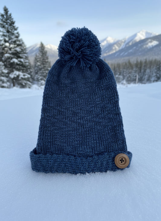 Knit Hat w. Button Strap
