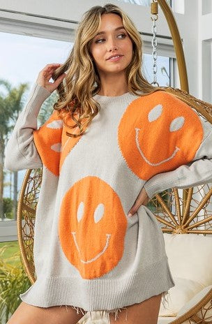 BIG SMILEY EMBROIDERED SWEATER !