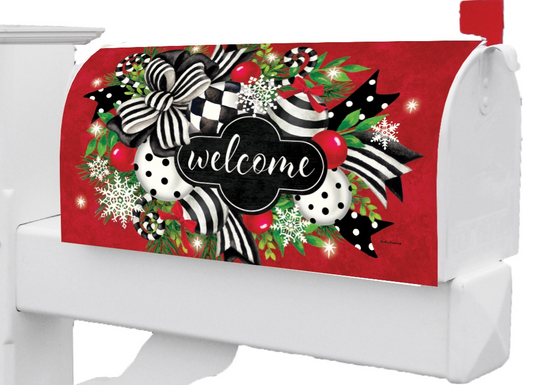 Black & White Swag-Mailbox Makeover
