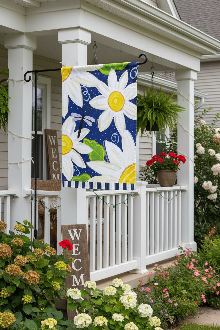 Daisy Blues House Flag 28"X40"