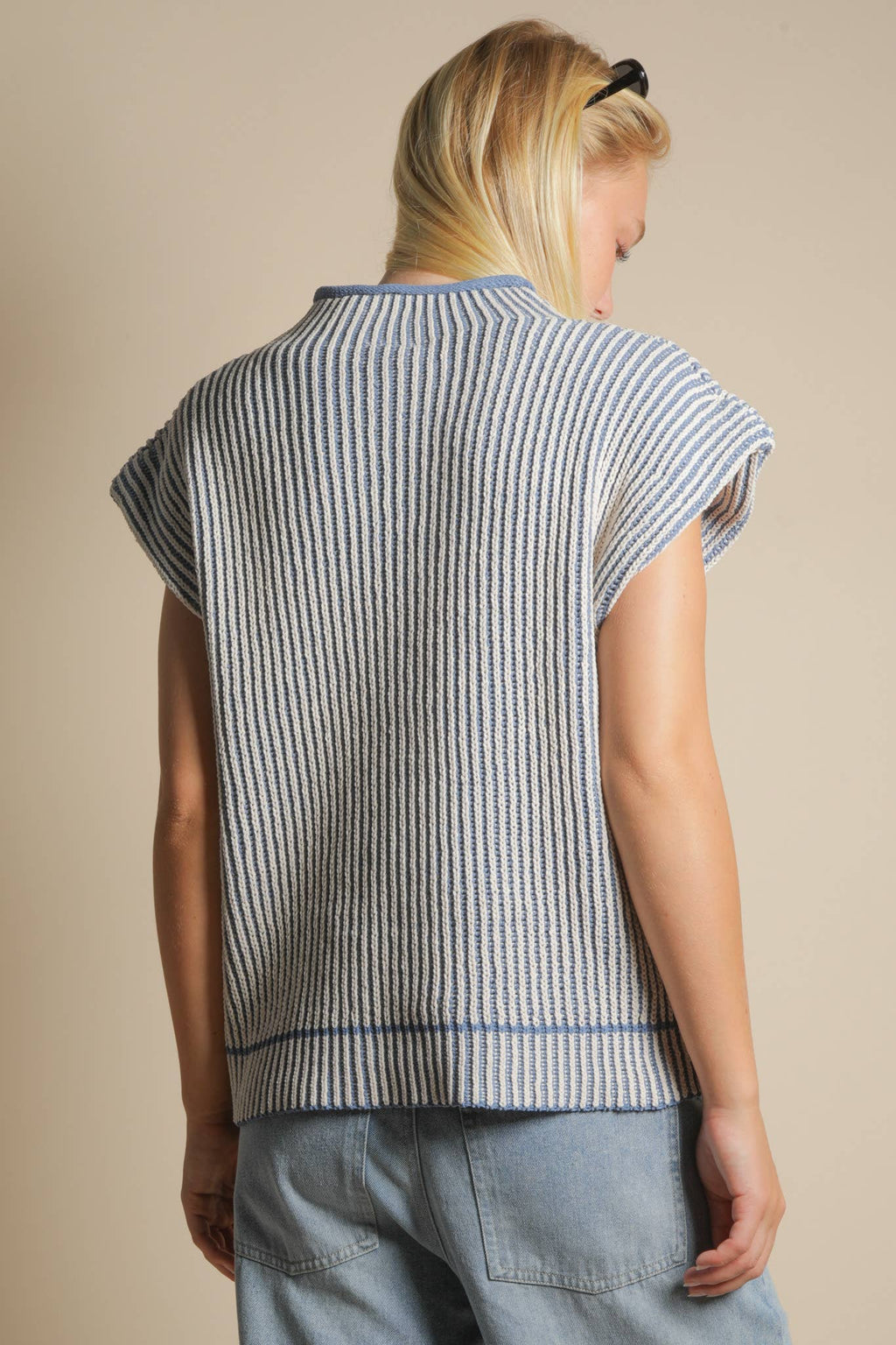 Two Tone Ribbed Knit Sweater Vest