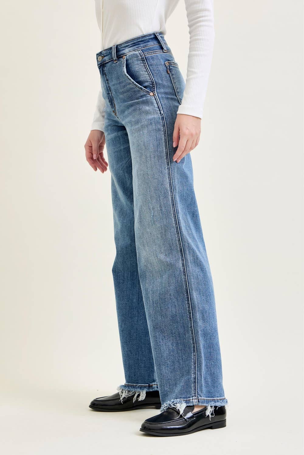 Judy Blue Jeans - HW Retro Wide Fit