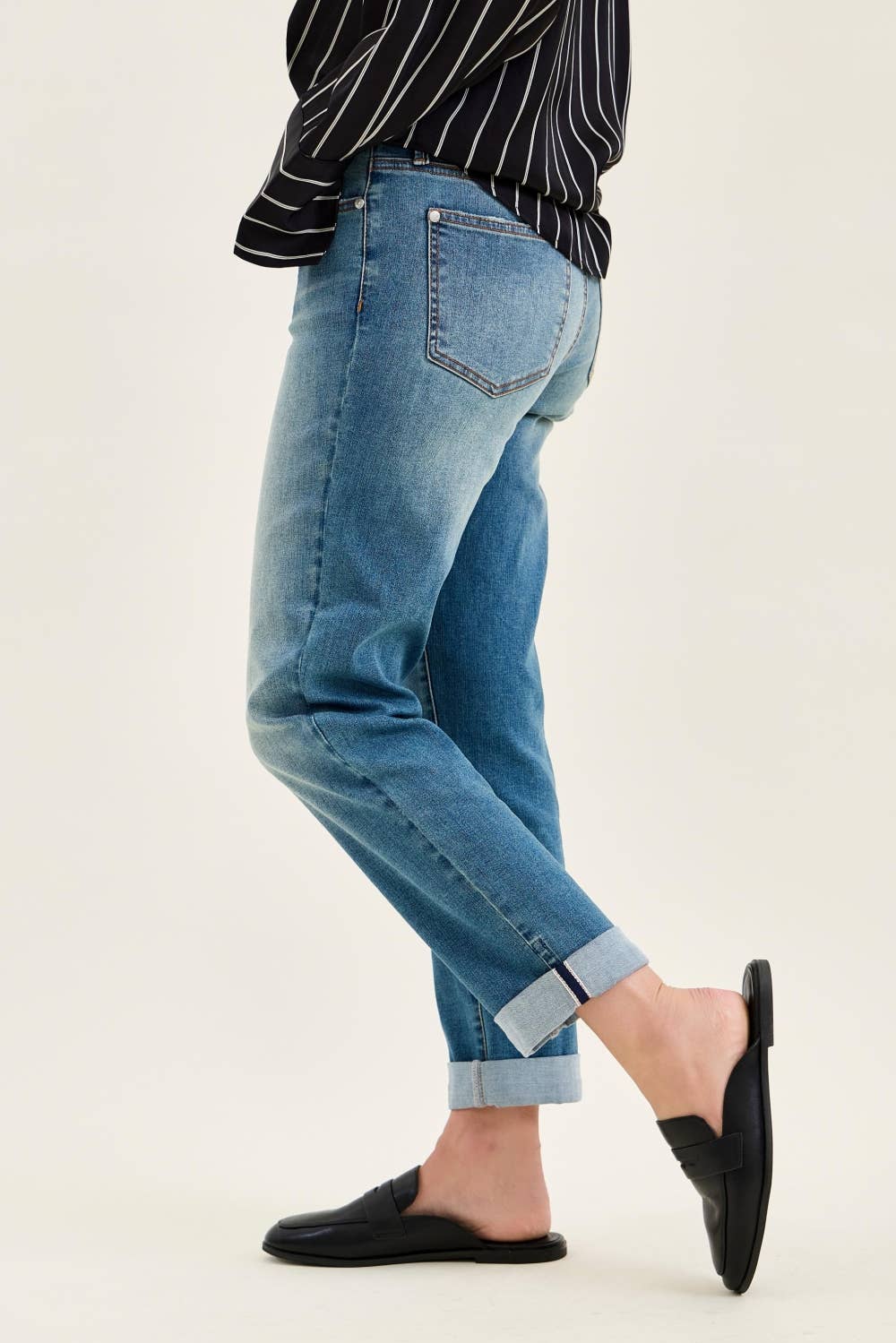Judy Blue Jeans - MR Boyfriend Cool Denim w/ Cross Back Belt Loops