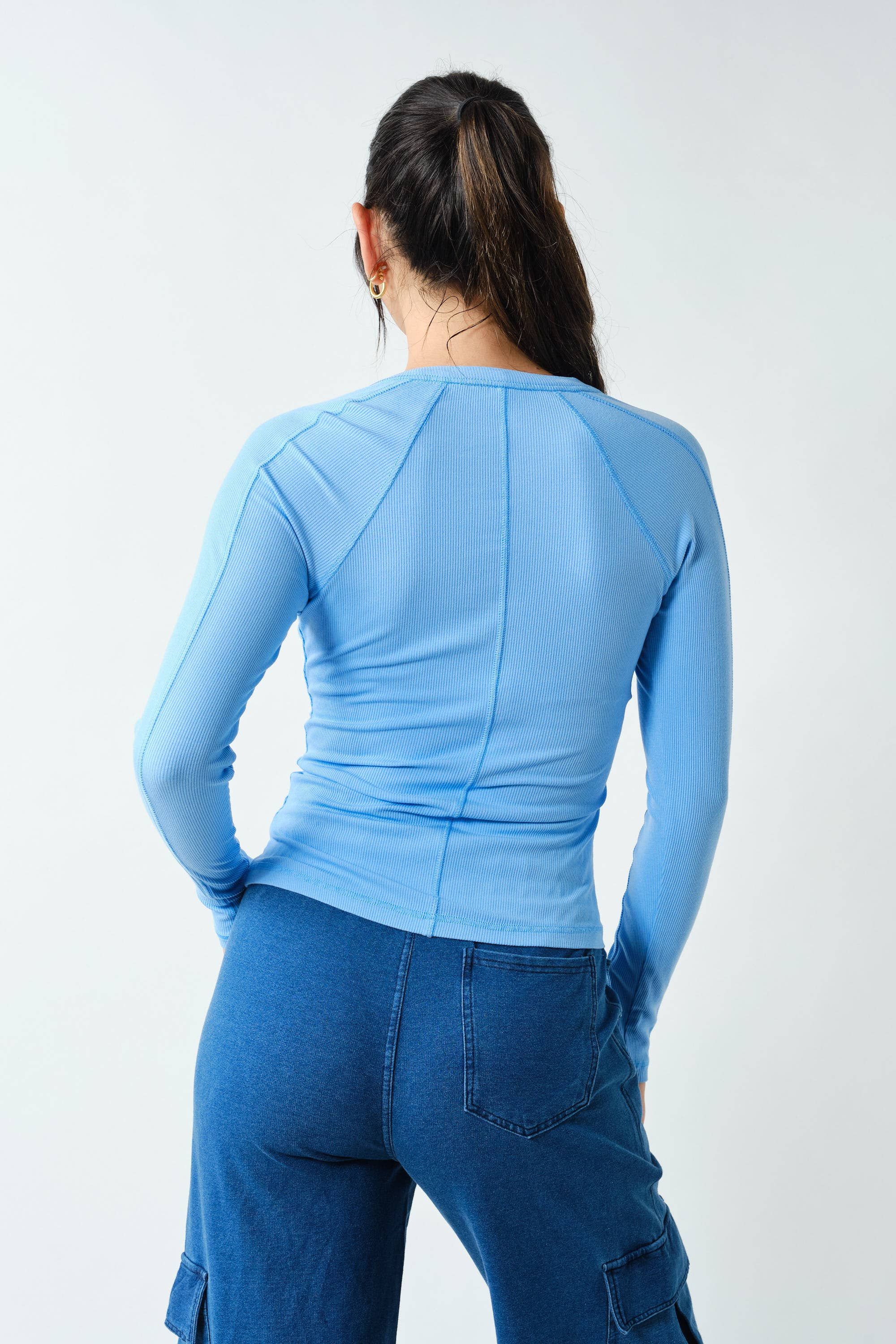 Essential Long-Sleeved Micro-Ribbed Henley Top-Mono B