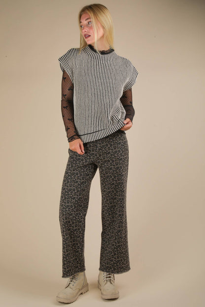 Two Tone Ribbed Knit Sweater Vest